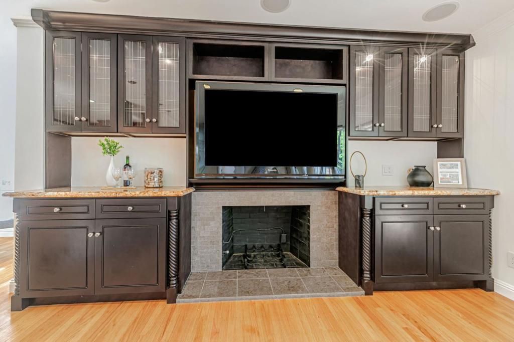 listing image 130720493036054049727