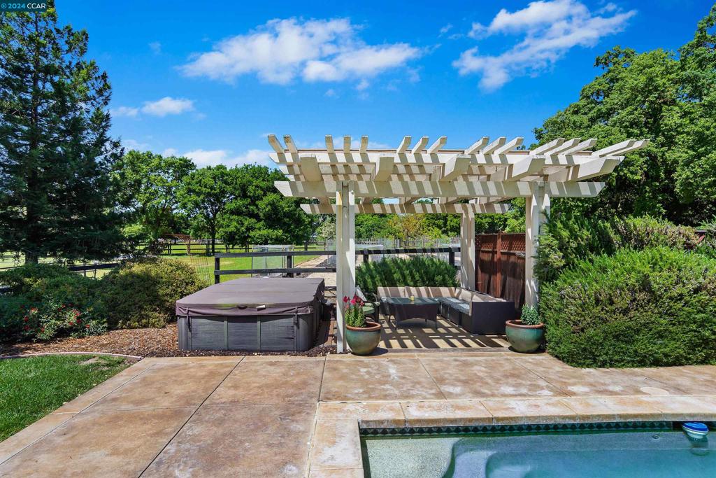 TASSAJARA - Residential