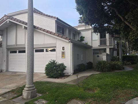 Photo of 101 Kingston Court West Ct, Coronado, CA 92118 (MLS # 250041647SD)