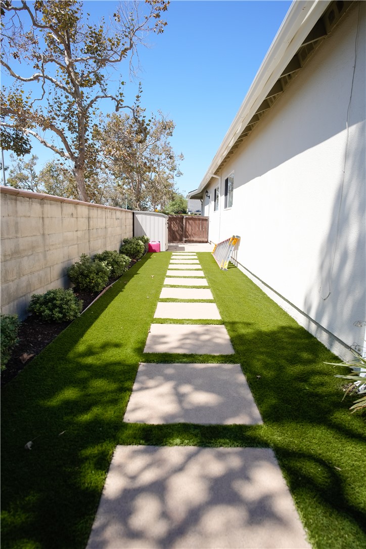 Tustin Meadows (TM) - Residential Lease