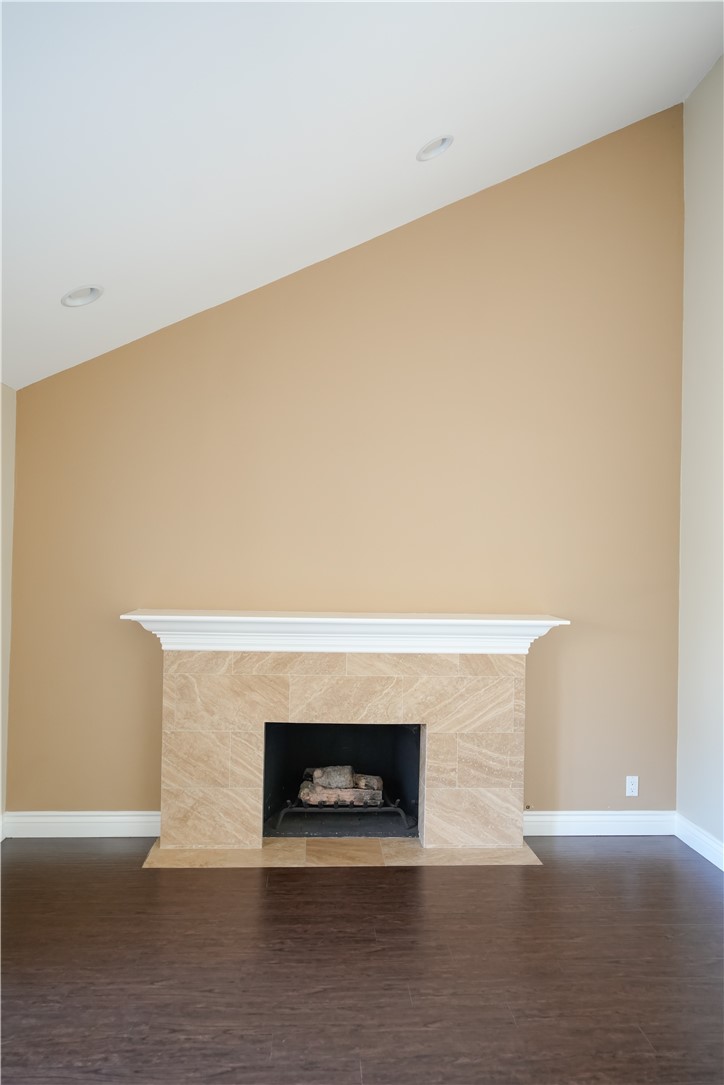 Tustin Meadows (TM) - Residential Lease