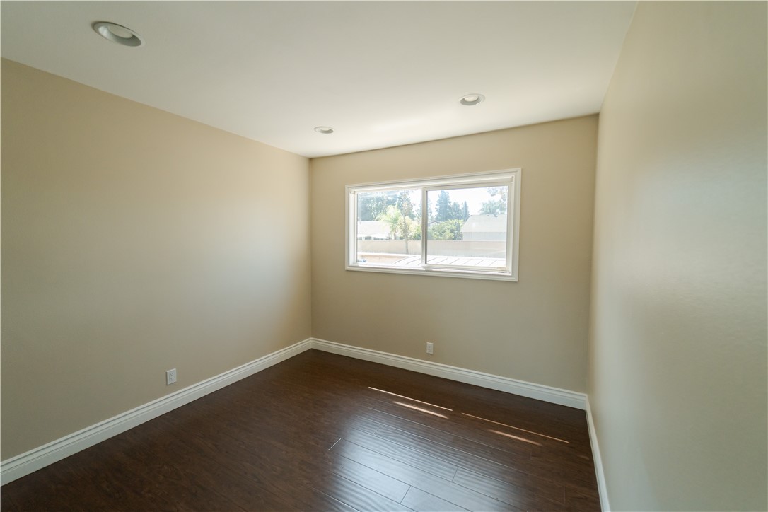 Tustin Meadows (TM) - Residential Lease