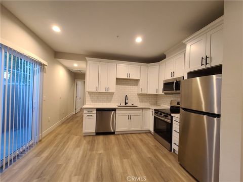 Photo of 8412 Burnet Avenue, North Hills, CA 91343 (MLS # SB26060396)