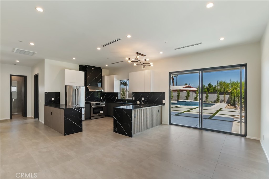 Gateway Highlands (33107) - Residential