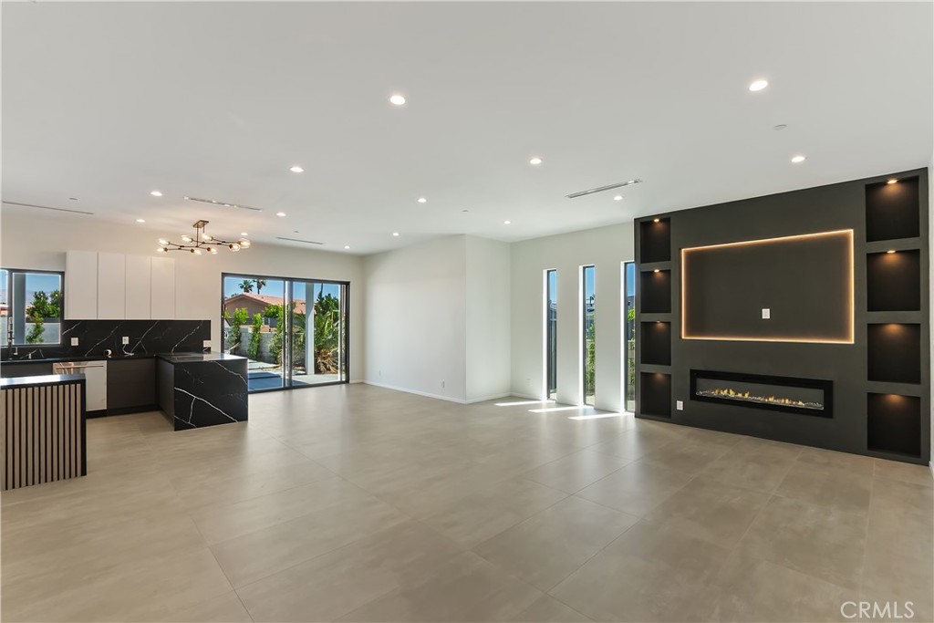 Gateway Highlands (33107) - Residential