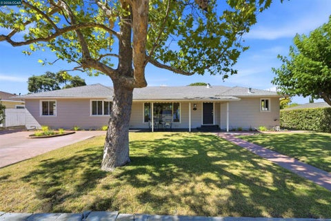 Photo of 469 Boyd Rd RD, Pleasant Hill, CA 94523 (MLS # 41143364)