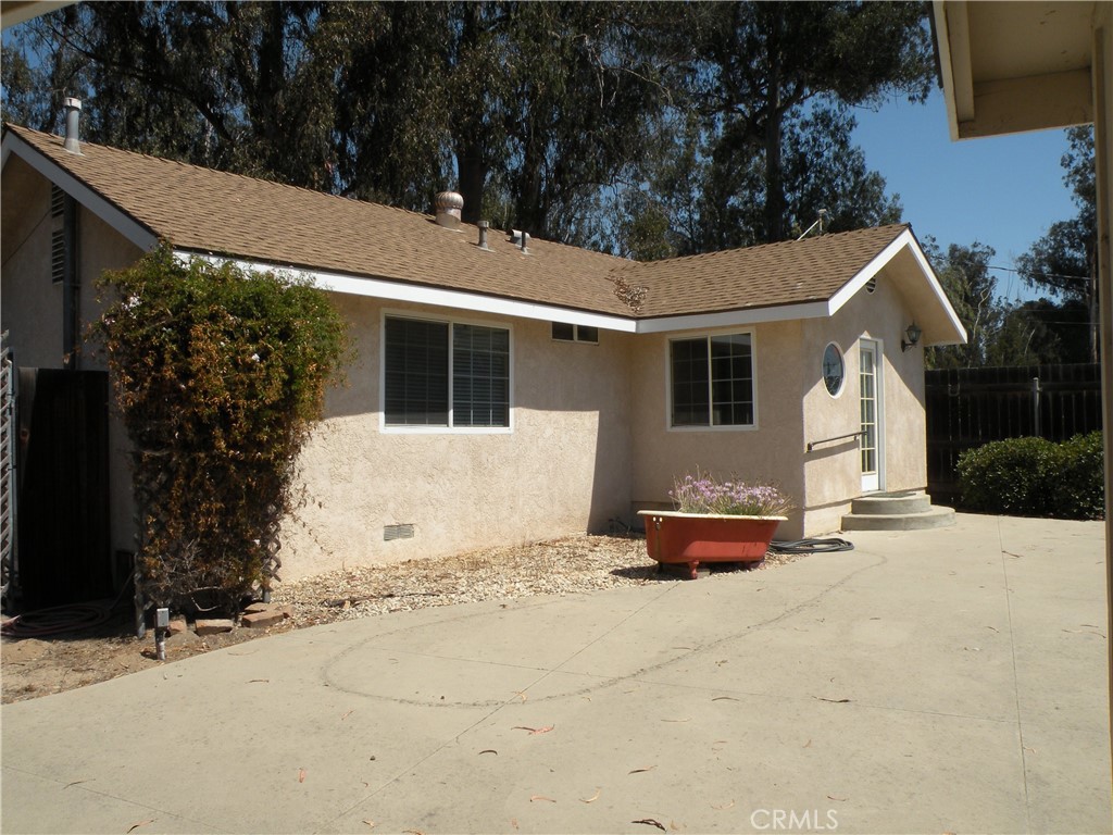 2235 Willow Road