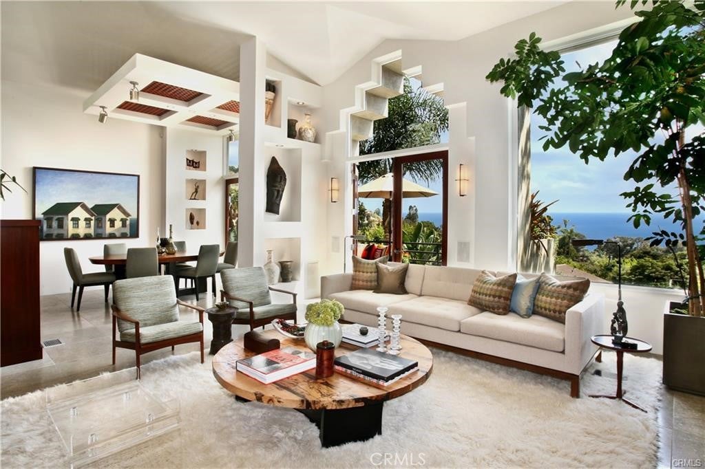 Photo of 728 Rembrandt Drive, Laguna Beach, CA 92651 (MLS # LG26217856)