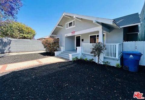 Photo of 14726 Friar Street, Van Nuys, CA 91411 (MLS # 26829747)