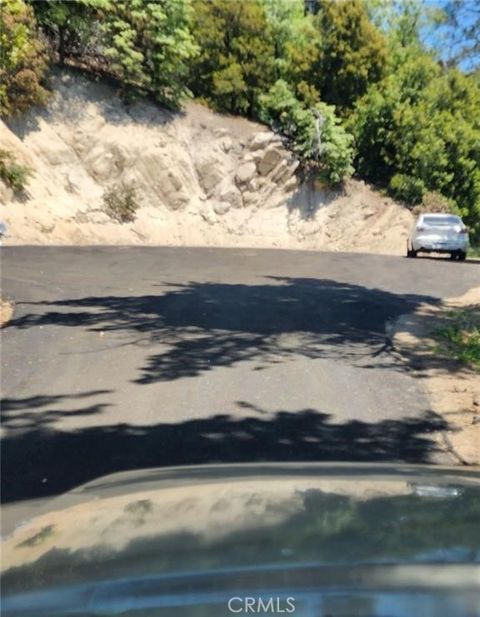 900 Lo Lane Twin Peaks CA 92391