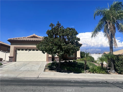 Tiny photo for 2343 Birdie DR, Banning, CA 92220 (MLS # IG26199412)