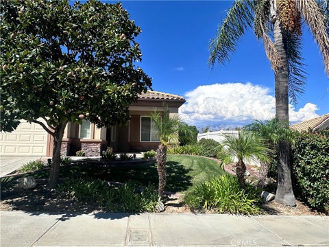 Tiny photo for 2343 Birdie DR, Banning, CA 92220 (MLS # IG26199412)