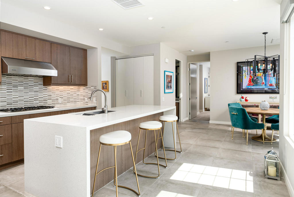 St. Baristo - Residential Lease