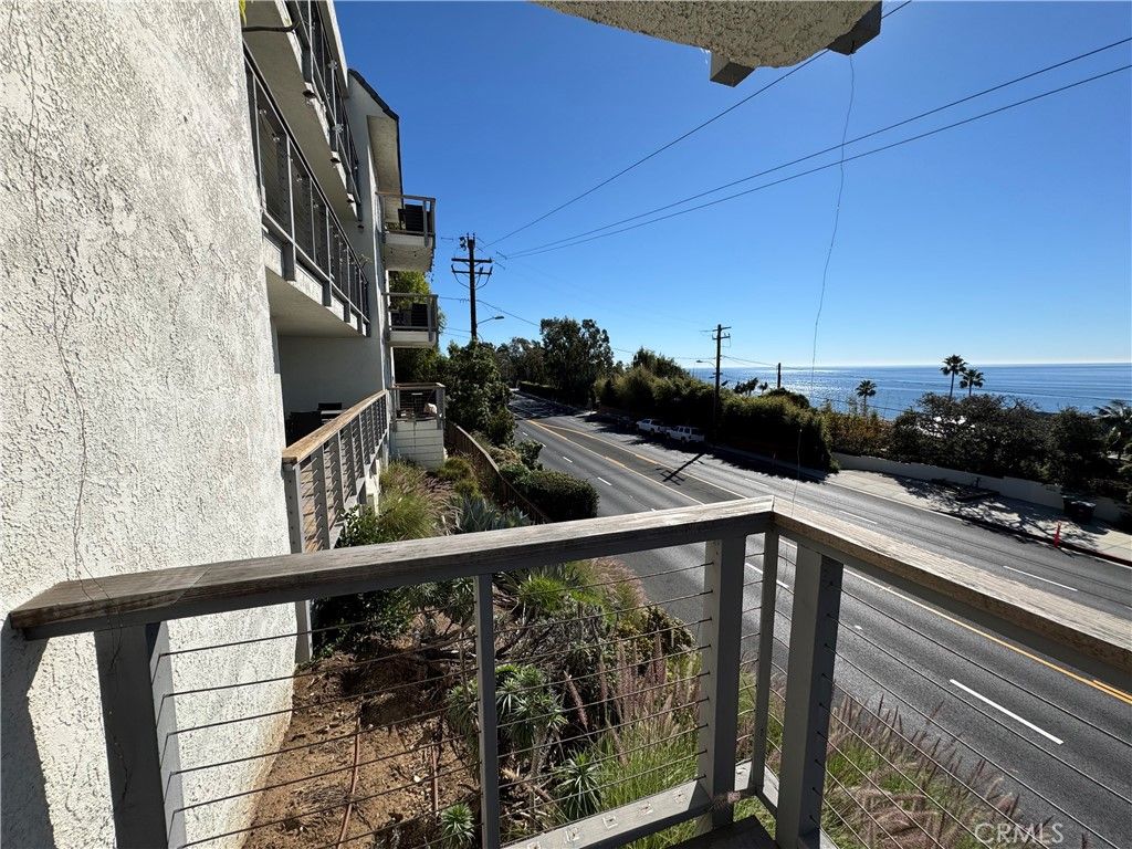 Photo of 222 Arch Street #3 St, Laguna Beach, CA 92651 (MLS # OC26009567)