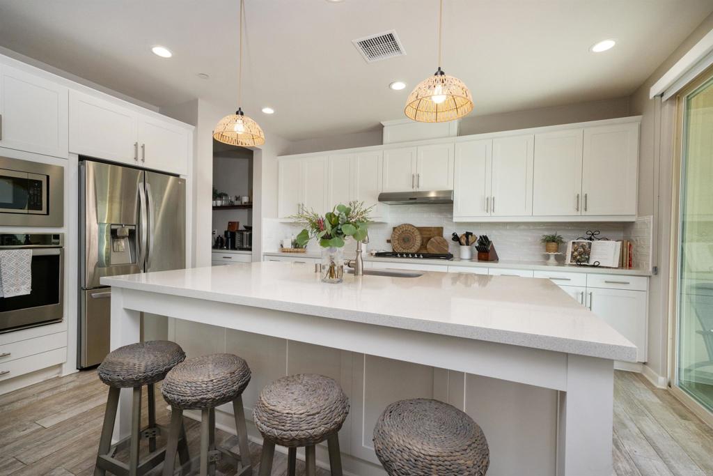 31688 Calle De Las Estrellas