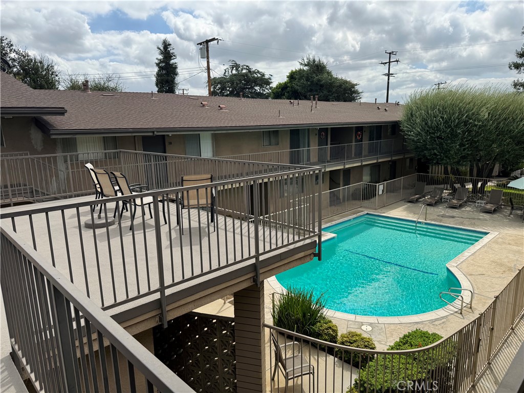 401 E Live Oak Street