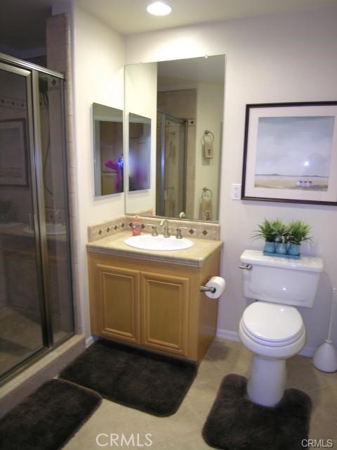 2001 Artesia Blvd 301