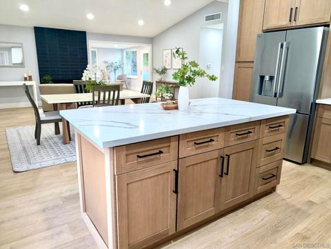 8774 Tommy Drive San Diego CA 92119