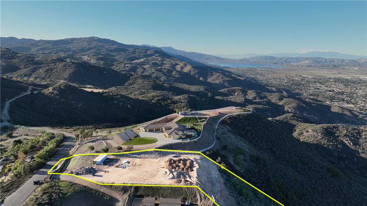 37553 Via Vista Grande