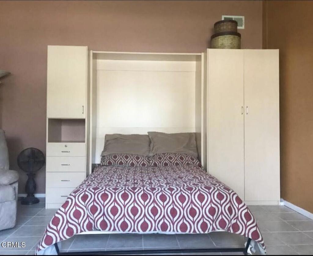 LARGE FURNISHED BEDROOM FOR RENT in West Oxnard. Tours begin Tuesday September 16th. Available for a minimum 6-month lease. $900/month, $300 security deposit. All utilities, cable, and internet WiFi included. This cozy, fully furnished bedroom is located in a quiet single-family home just minutes from the beach and near the Port Hueneme Navy Base. Shared access to kitchen, living room, backyard, hall bathroom, and laundry. Step outside to a beautifully landscaped backyard with a patio and BBQ grill--perfect for unwinding or casual outdoor meals. Street parking only. No pets, smoking, or drugs. Looking for a respectful, easygoing tenant who appreciates a peaceful living environment.