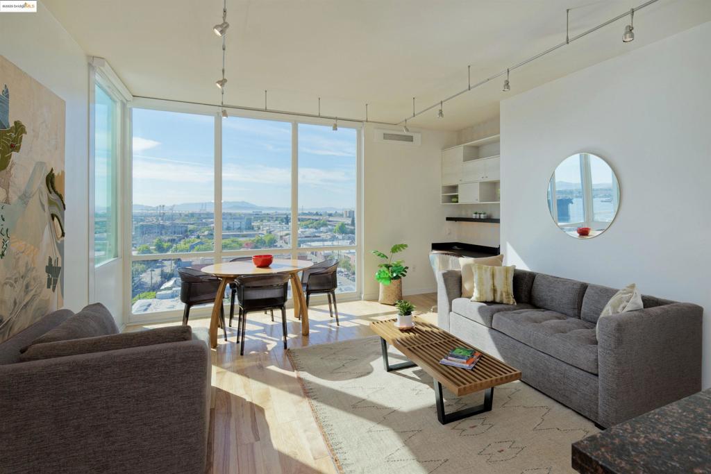 222 Broadway 1204