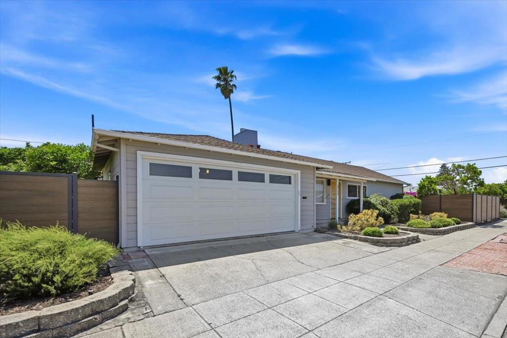323 Hiller Street