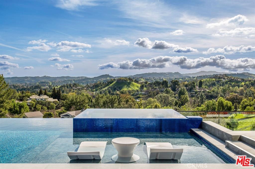 24975 Eldorado Meadow