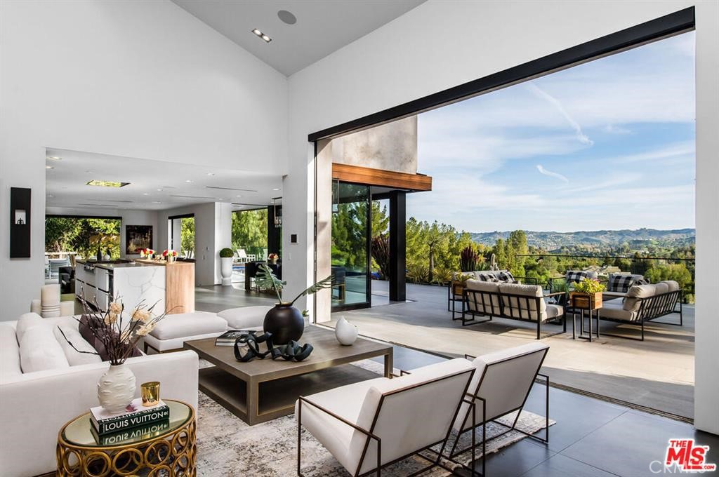 24975 Eldorado Meadow