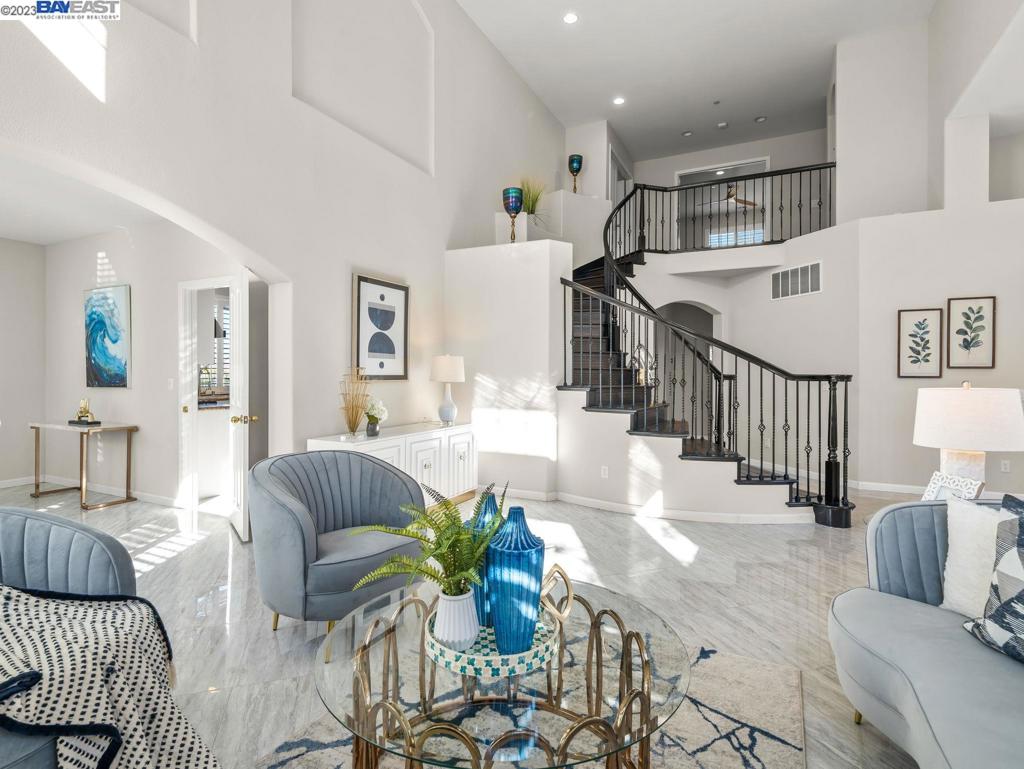 PONDEROSA HTS - Residential