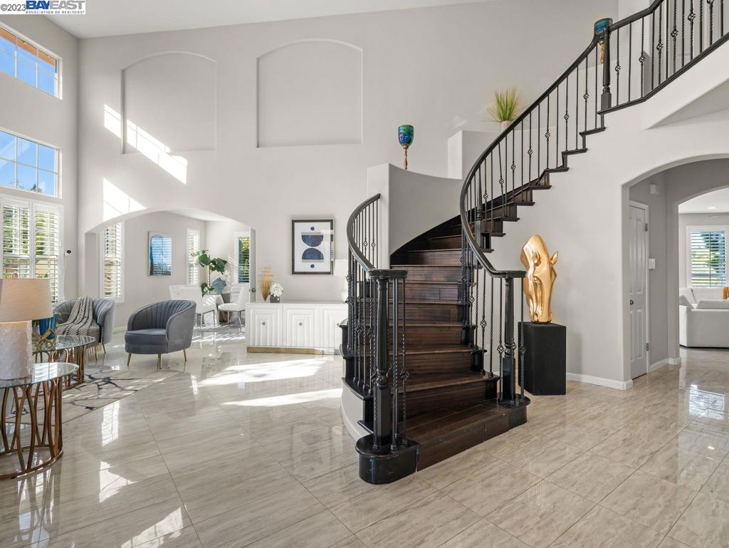 PONDEROSA HTS - Residential