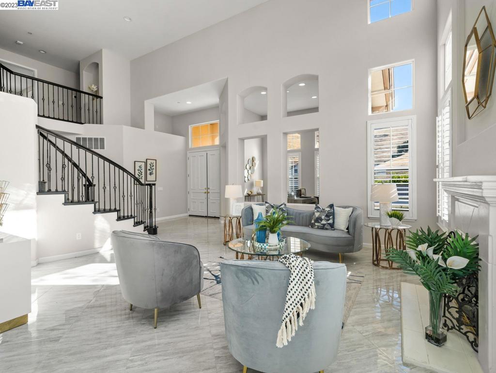 PONDEROSA HTS - Residential