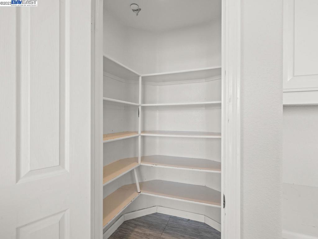 PONDEROSA HTS - Residential