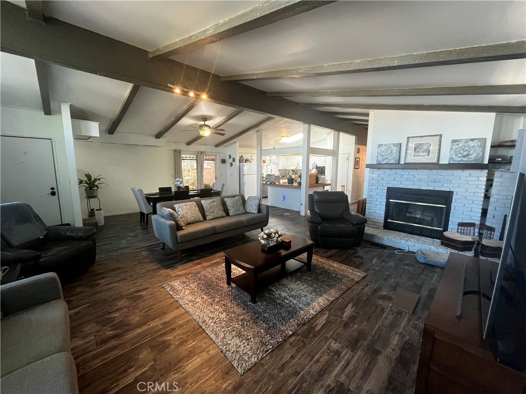 10961 Desert Lawn #101