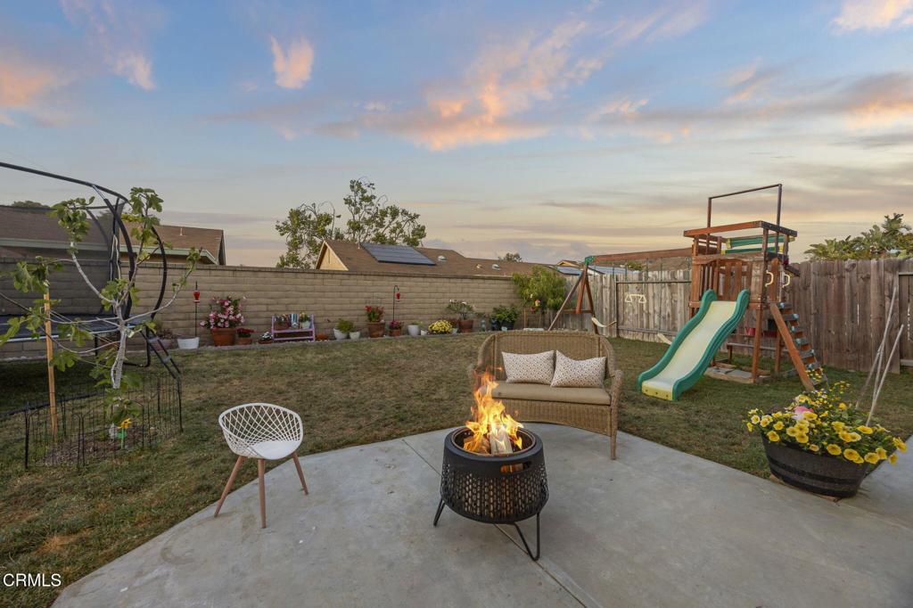 5681 Calle Sencillo