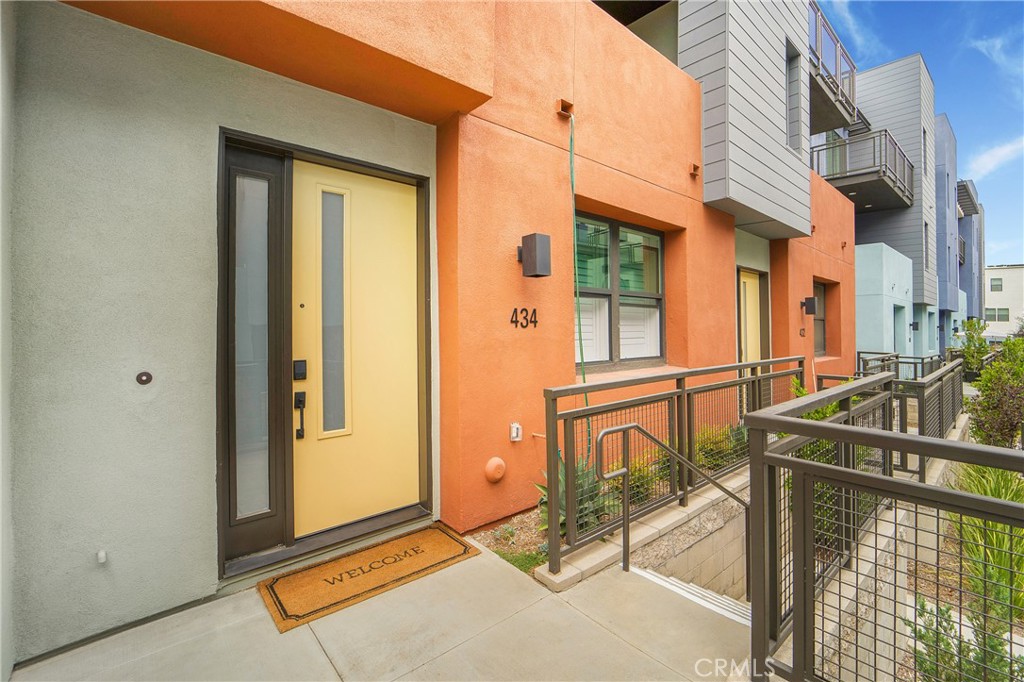 434 Village Way