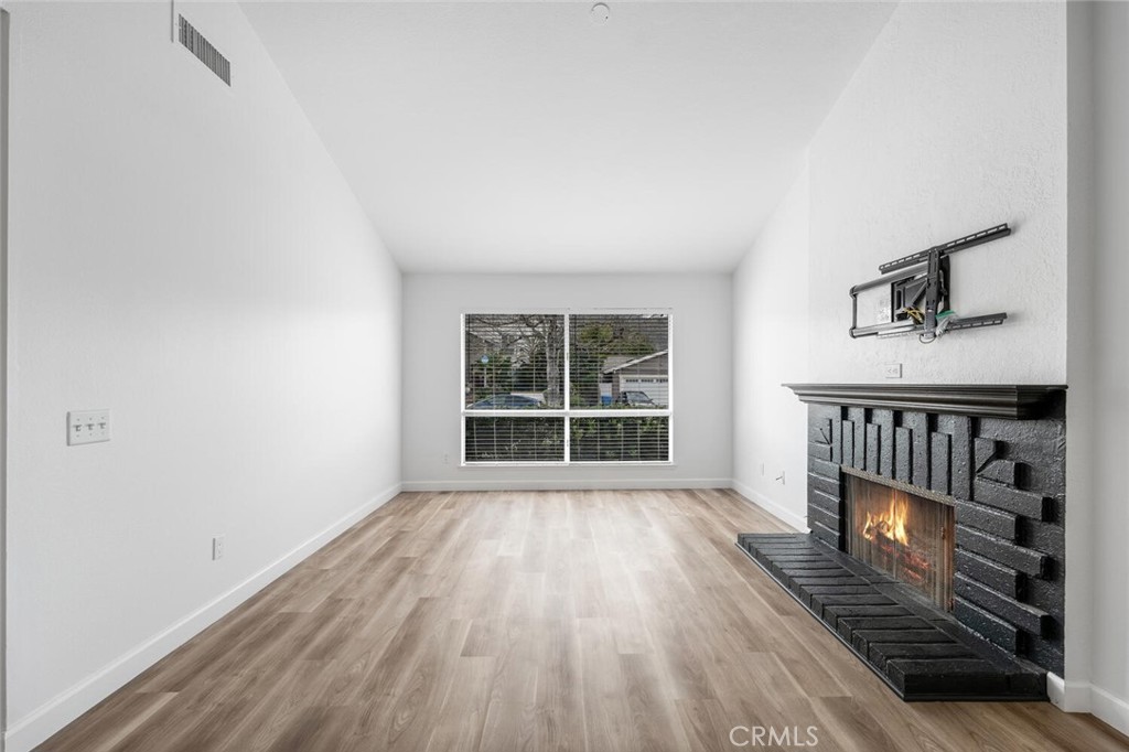 5453 Softwind Way