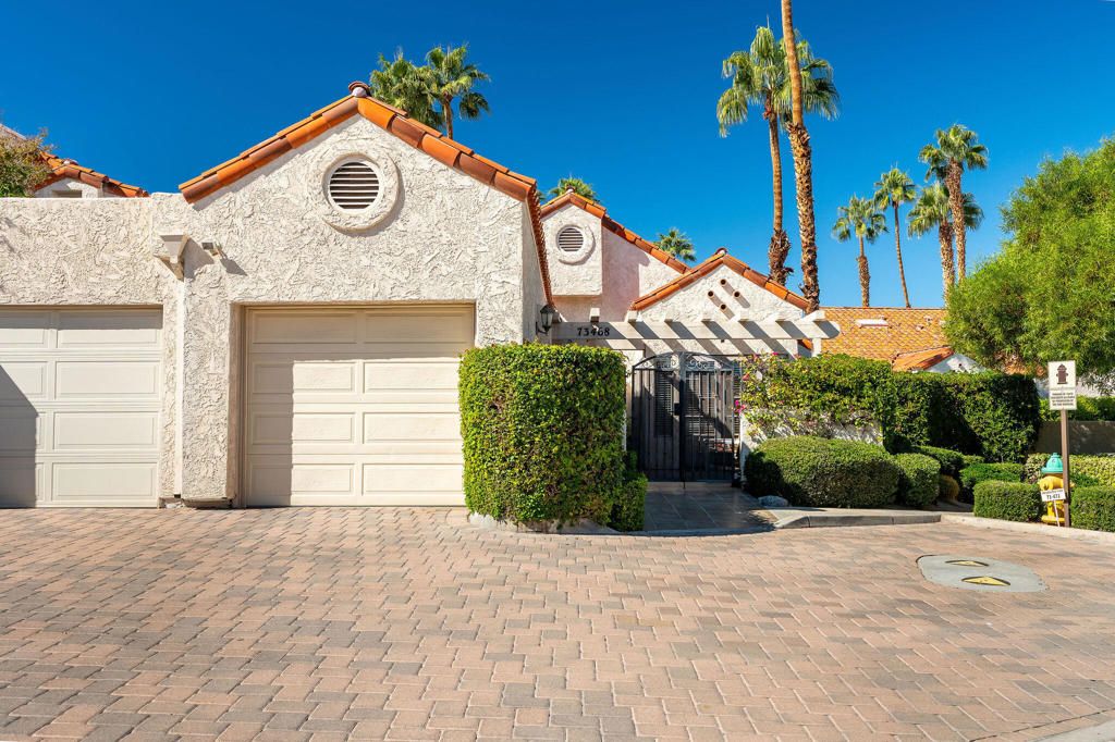 Photo of 73468 Shadow Mountain Drive, Palm Desert, CA 92260 (MLS # 219136970DA)
