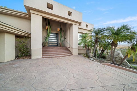 Photo of 17348 Via Del Campo, San Diego, CA 92127 (MLS # 260025324SD)