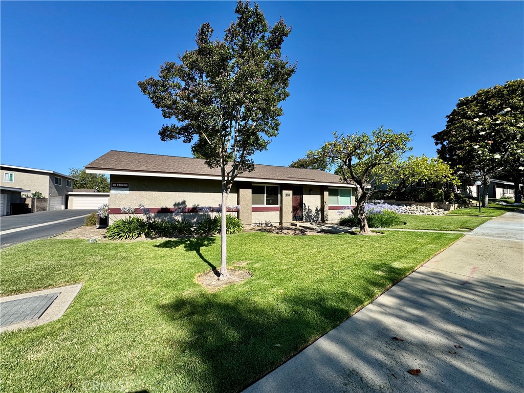 1630 Carmel Circle E