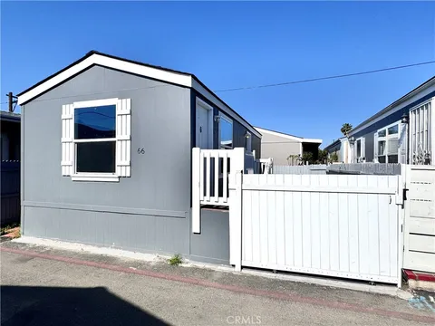 7560 Woodman Place Unit 66, Van Nuys, CA 91405 - MLS#: SR25096831