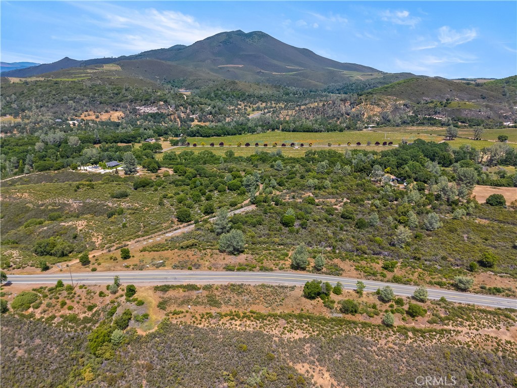 8152 Bottle Rock Road