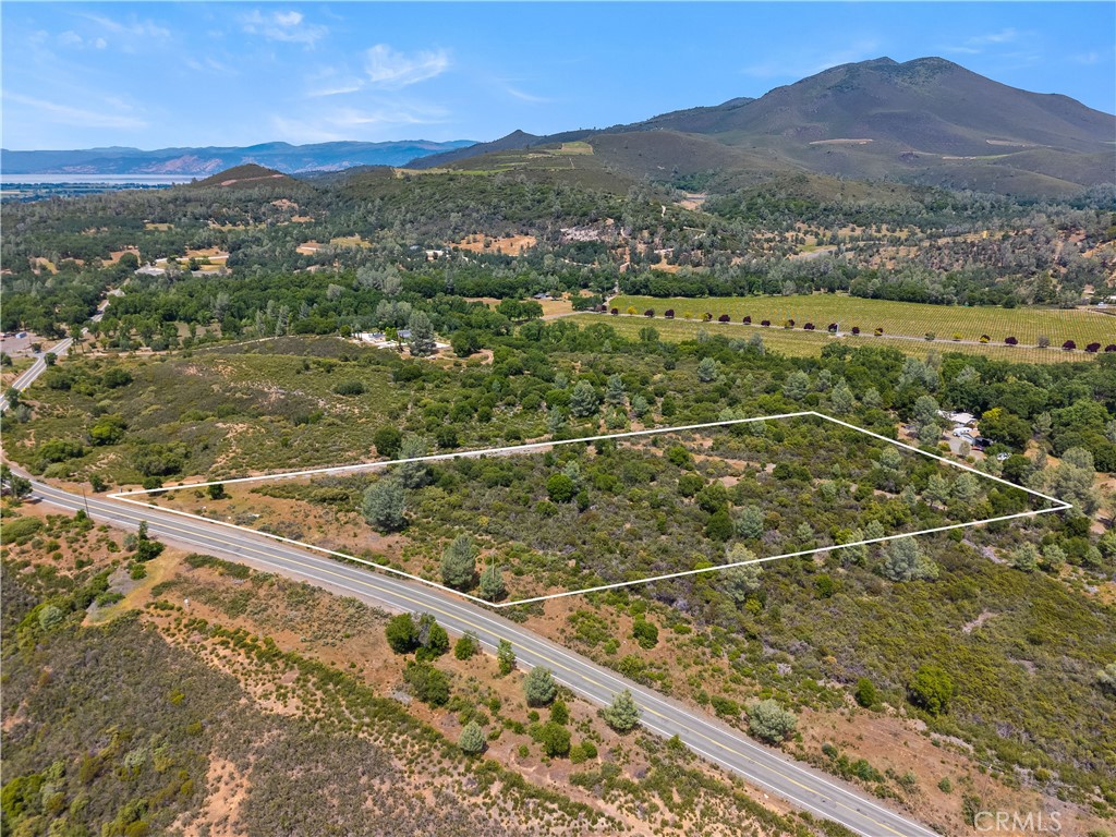 8152 Bottle Rock Road