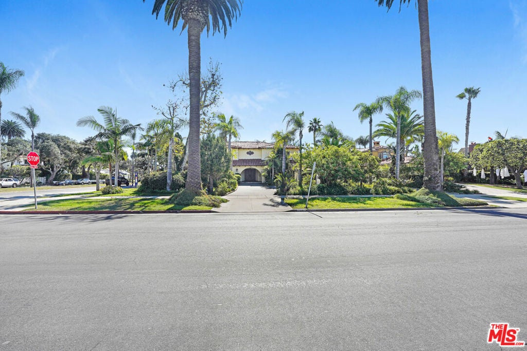324 Marguerita Avenue