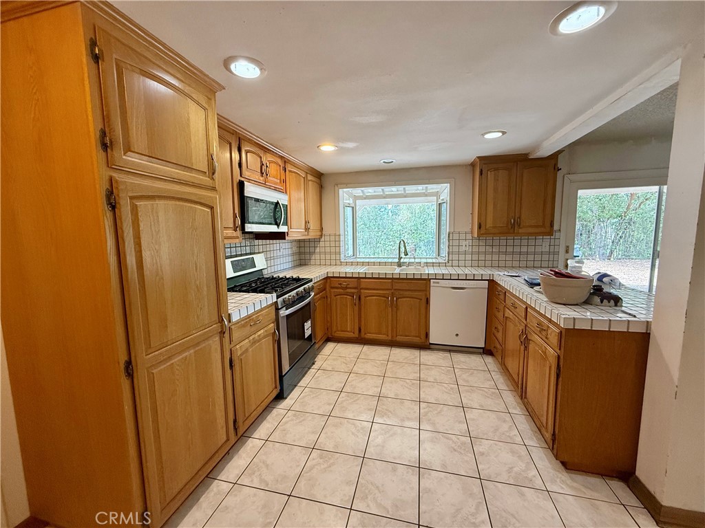 Oak Park (867) - Residential