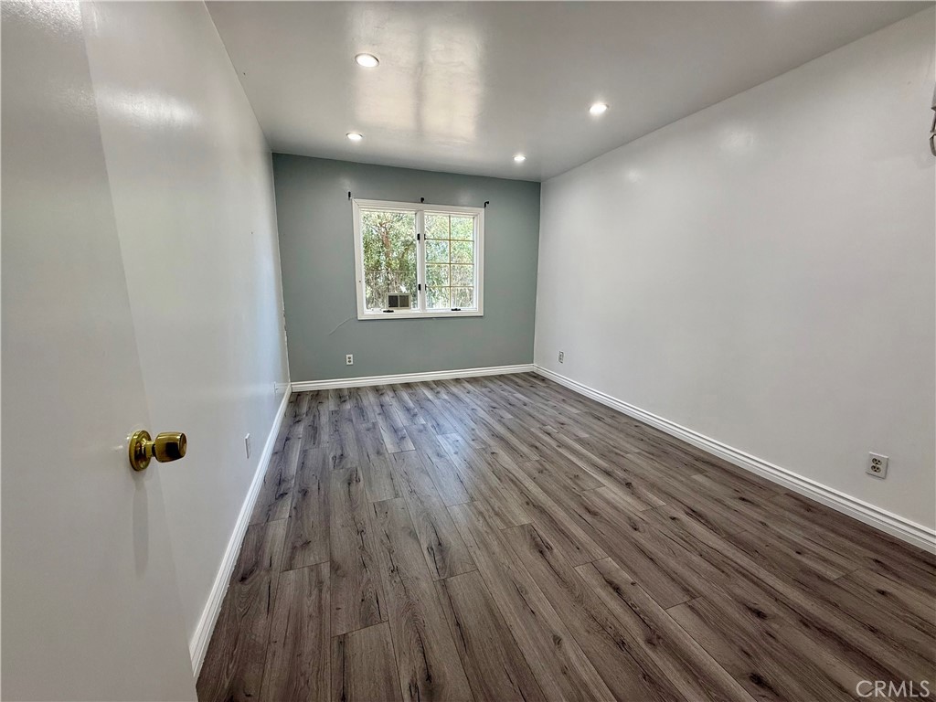 Oak Park (867) - Residential