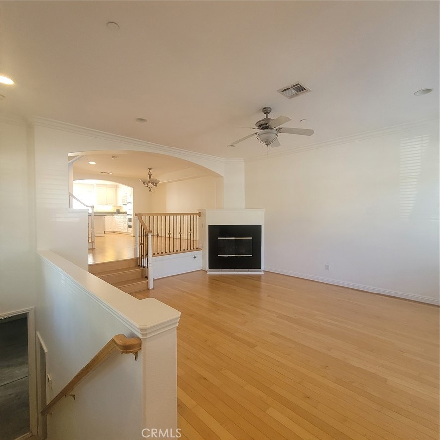 101 N Kenneth Road