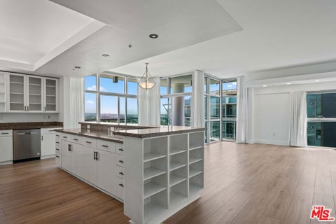 Photo of 13700 Marina Pointe Drive #1916, Marina Del Rey, CA 90292 (MLS # 26870335)