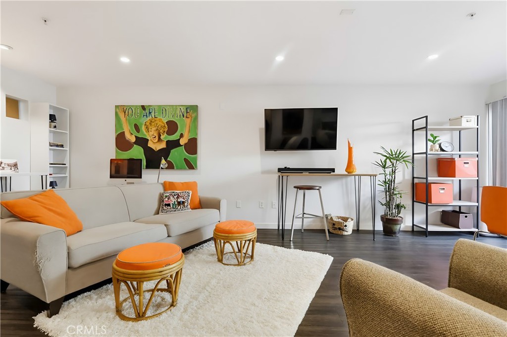 Downtown (DT) - Residential