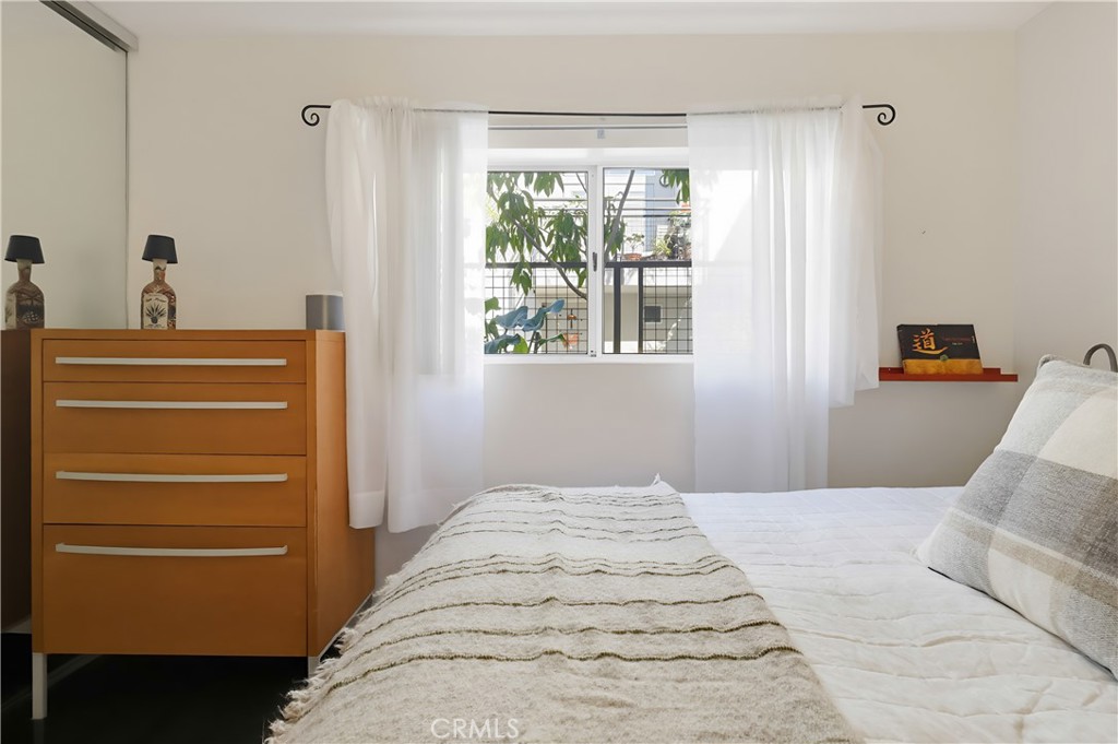 Downtown (DT) - Residential