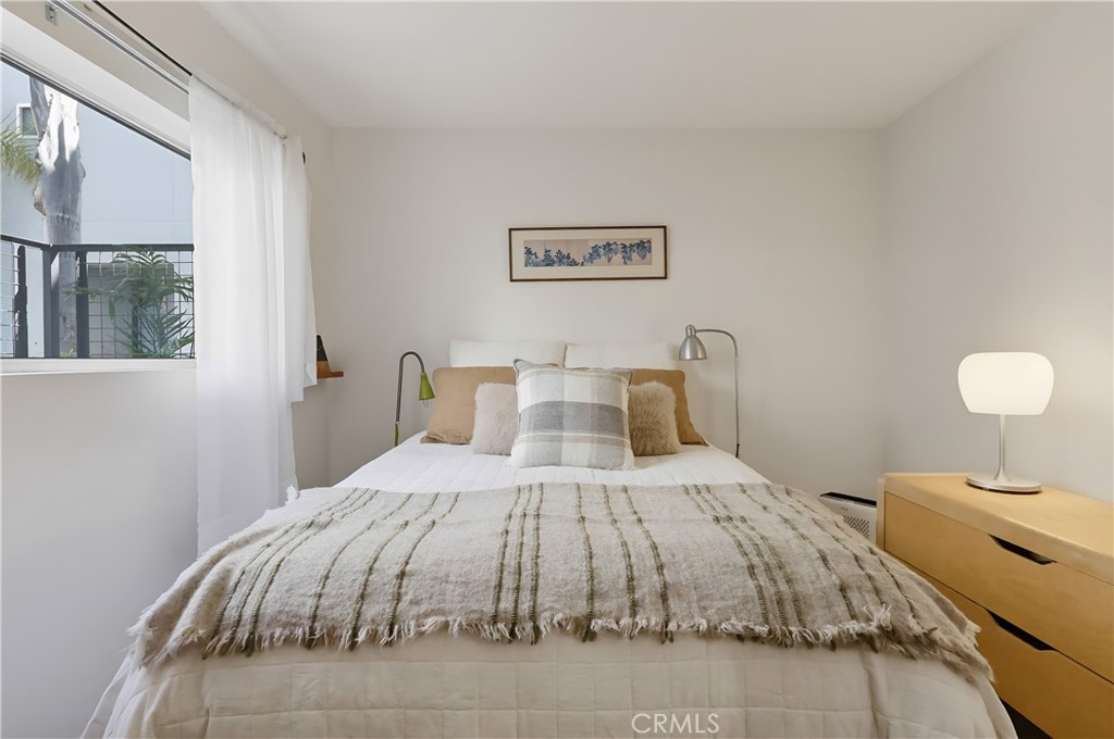 Downtown (DT) - Residential